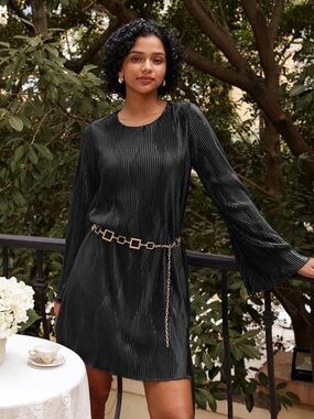 Grace Karin Black Pleated Long-Sleeve Shift Dress with Gold Chain Belt